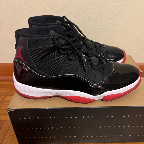 Air Jordon 11 Retro - Picture 4 of 11